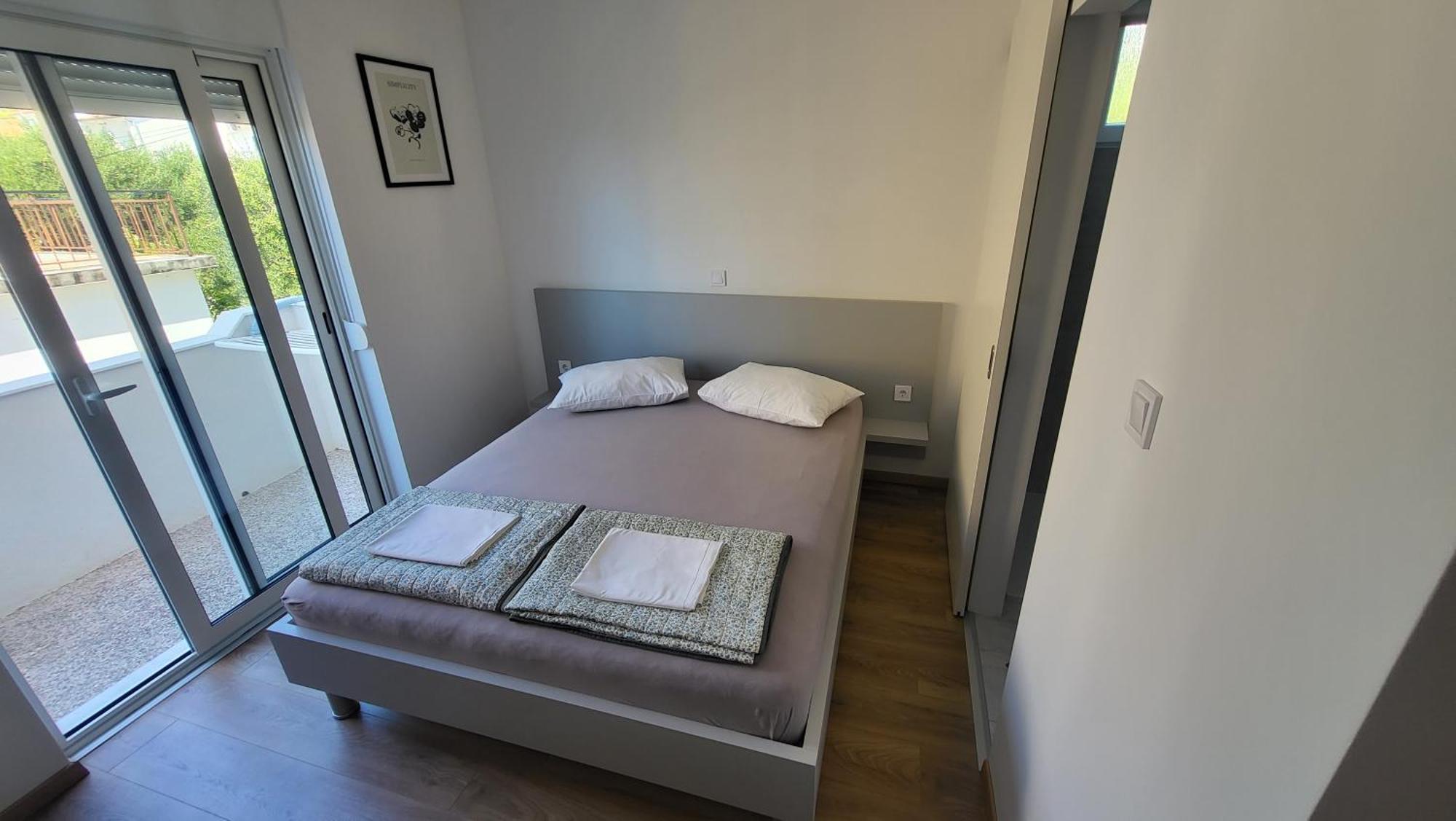 Apartments & Rooms Fam Ribaric Banjol Екстериор снимка
