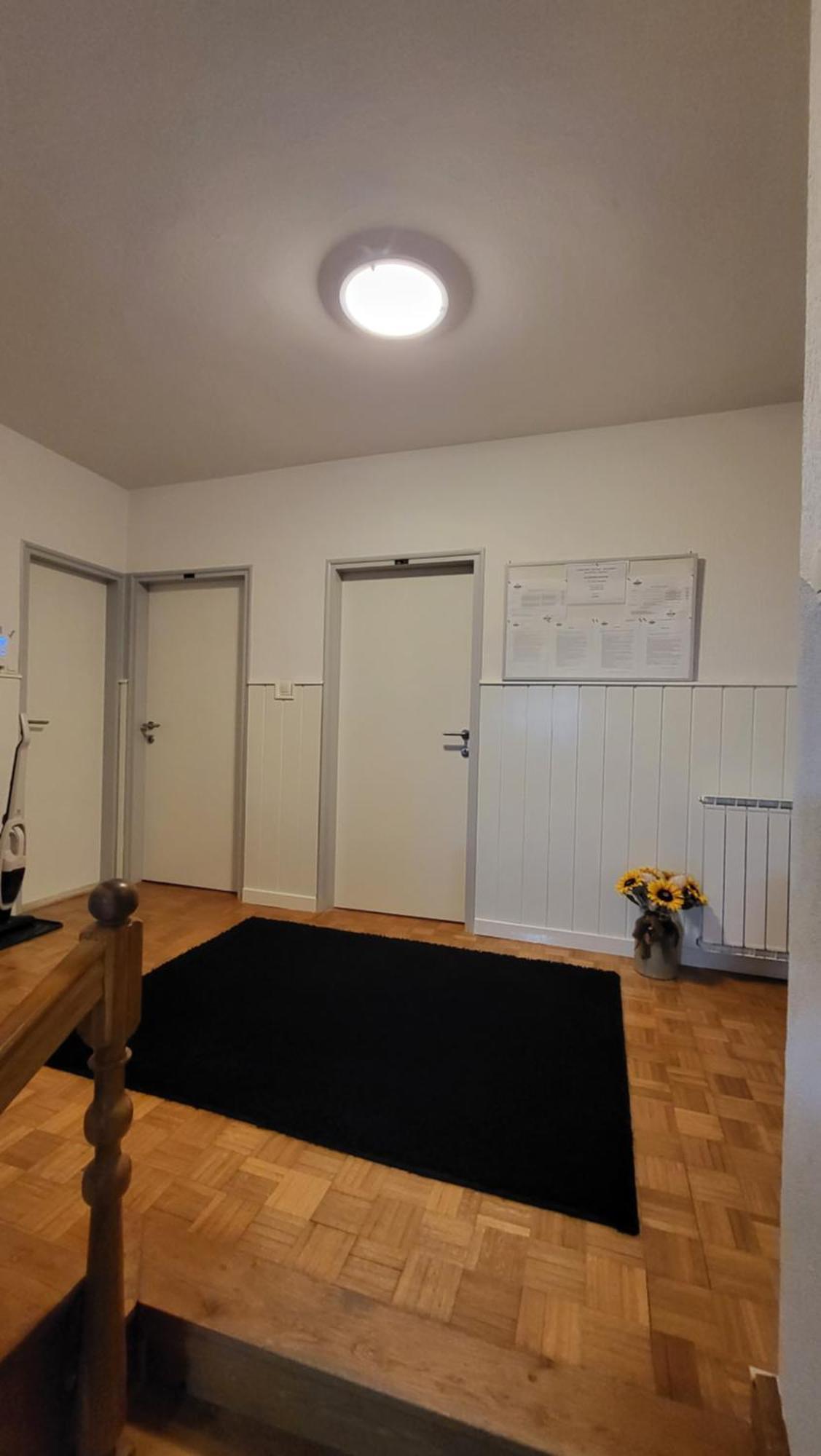 Apartments & Rooms Fam Ribaric Banjol Екстериор снимка